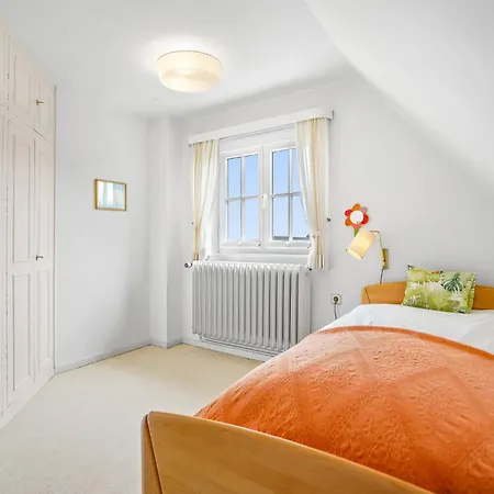 Haus Orplid Хёрнум